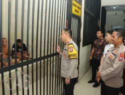 Kapolres Gresik Cek dan Tinjau Langsung Pengawasan Kondisi Ruang Tahanan