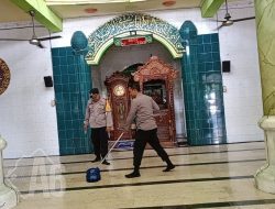 Semarak Bulan Bakti TNI-Polri 2024, Kapolres Gresik dan Dandim Baksos di Masjid Agung