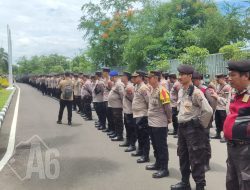 Pengamanan Big Match Persebaya Surabaya vs Bhayangkara FC di GBT
