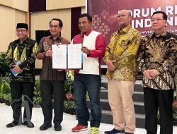 Rektor Unesa Berikan Tanggapan Terkait Dinamika Pemilu