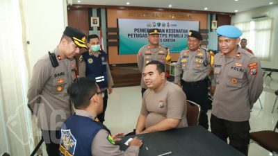 Polres Gresik Gelar Pemeriksaan Kesehatan Personil Pam TPS Ops Mantab Brata Semeru 2024