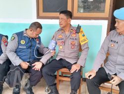 Tim Dokes Polres Bondowoso Berikan Pelayanan Kesehatan ke Personil Laksanakan Pengamanan Pemilu 2024