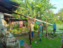 Sigap Berikan Pertolongan, Danramil Benjeng Beserta Babinsa ke Lokasi Terdampak Hujan Angin