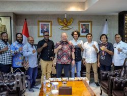 Diskusi Bersama Senator Papua, Ketua DPD RI Bicara Bangsa Hingga Bola