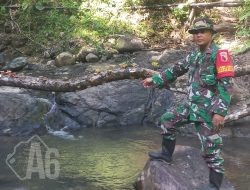 Babinsa Bersama Warga Meninjau Sumber Air di Wilayah Kecamatan Tambak