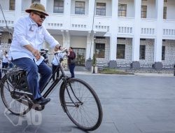 Kunjungi Kota Lama, Ketua DPD RI Terpukau Surabaya Tempo Dulu