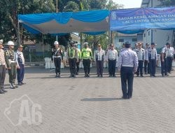 Ops Patuh Semeru 2024, Satlantas Gresik Gencarkan Himbauan Keselamatan di Terminal Bunder