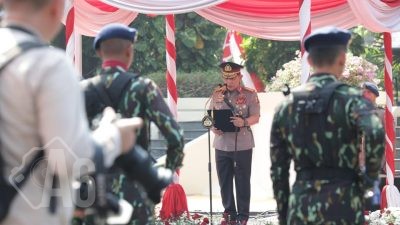 Kapolri Pimpin Upacara Hari Juang Polri di Surabaya