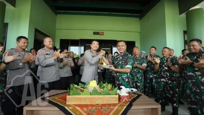 Polres Gresik Beri Kejutan di HUT TNI ke-79 di Kodim 0817/Gresik