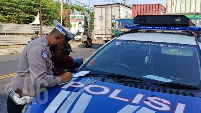 Operasi Zebra Semeru 2024, Polisi Gresik Tindak Pelanggaran Lalu Lintas