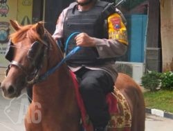 Inovasi Kapolsek Gresik Kota Patroli Berkuda Jalin Keakraban dengan Warga