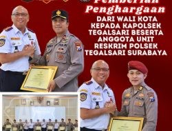 Kapolsek Tegalsari Bersama Kanitreskrim dan personil Reskrim Terima Penghargaan dari Pjs. Walikota Surabaya