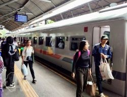 KA Airlangga Jadi Pilihan Favorit Pelanggan Selama Nataru 2024/2025 Daop 8 Surabaya