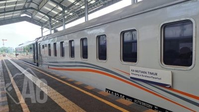 Hari Perdana, Kereta Panoramic Mutiara Timur Terisi 32 Penumpang