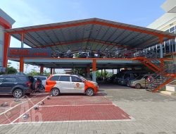 Layanan Prima Polres Gresik, Buka Layanan Titip Kendaraan Gratis Bagi Pemudik di Kantor Polisi
