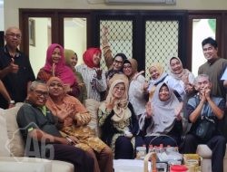 40 Tahun Tidak Ketemu Alumni SMPN 10 Surabaya  Dipertemukan Dalam Silaturahmi idul Fitri