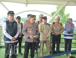 Kapolri Cek Arus Balik Lebaran di Tol Cikatama