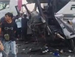 Bus Membawa Pendukung Persebaya Terlibat Kecelakaan