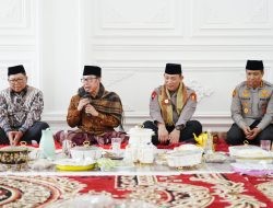 Kunjungi Buntet Pesantren Cirebon, Kapolri Silaturahmi ke Dewan Sepuh hingga Resmikan Pondok