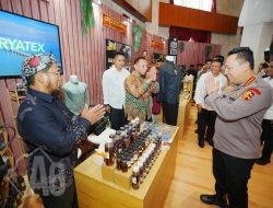 Buka Rakernis Densus 88, Kapolri Kunjungi Stan Usaha Eks Narapidana Teroris