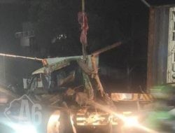 Akibat Pengaruh Alkohol Supir Hilang Kendali Truk Hantam 4 Kendaraan 1 Tewas 2 Luka-luka