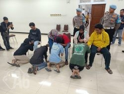Remaja jadi Anggota Gangster Diamankan, Sujud Menangis di Hadapan Orang Tua di Mapolres Gresik