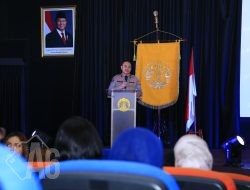 Divhumas Polri Raih Gold Winner Kategori Keterbukaan Informasi di Makaravox UI PR Awards 2025