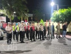 Giat Apel Dilanjutkan Patroli Blue Light Gabungan 2 Pilar Polsek Pakal Antisipasi Kejahatan Malam Minggu