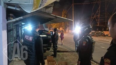 Respon Cepat Aduan Warga, Polres Gresik Grebek Warung Jual Miras di Kebomas