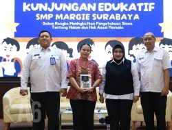 Kunjungan  Edukatif Pelajar SMP Margie Surabaya Ke Kantor Kementerian Hukum Jawa Timur