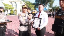 Polri Presisi, Kapolres Gresik Beri Penghargaan Personel Berprestasi
