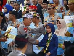 Kapolri Berikan Apresiasi Kepada Adhisty Atas Juara Lomba Melukis Difabel