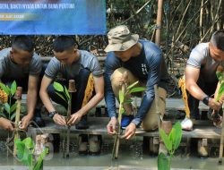 Taruna Bhayangkara Hijaukan Negeri Lewat Aksi Penanaman 100 Pohon Bakau di Jakarta Utara