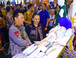 Kapolri Tinjau Bazar Kreasi Bhayangkari Nusantara 2025, Dorong Pertumbuhan UMKM