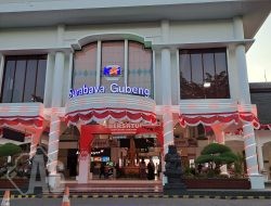 KAI Daop 8 Surabaya Hadirkan KA Tambahan dan Livery Kemerdekaan Sambut Cuti Bersama Kemerdekaan
