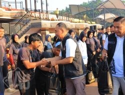 Bentuk Bakti 30 Akabri 95, Ratusan Bansos Diberikan Kepada Masyarakat