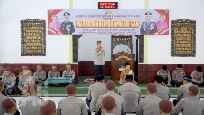 Teladani Akhlak Rasulullah, SPN Polda Jatim Gelar Peringatan Maulid Nabi