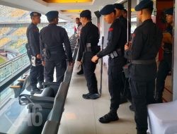 Sterilisasi Stadion Gelora Bung Tomo Surabaya Oleh Sat Brimob Polda Jatim Detasemen Gegana