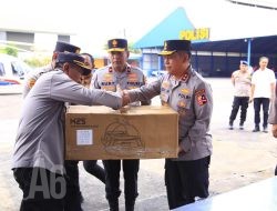 Polri Berangkatkan Bantuan Kemanusiaan ke NTT untuk Bantu Korban Banjir dan Longsor