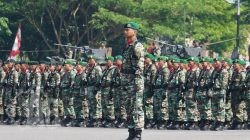Kasrem 084/Bhaskara Jaya Hadiri Parade Meriah HUT ke-80 TNI