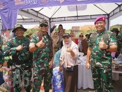 TMMD ke-126, Danrem 084/BJ Secara Simbolis Serahkan Bibit Ikan Nila sebagai Simbol Dukungan Progam Ketahanan Pangan