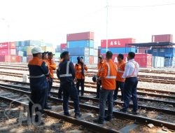 KAI Daop 8 Surabaya Lakukan Pengecekan Lintas untuk Wujudkan Keselamatan dan Pelayanan Prima