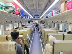 Dukung Mobilitas Saat Libur Nataru 2025/2026, KAI Daop 8 Surabaya Berikan Diskon Tiket KA Ekonomi Komersial 30%