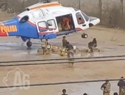 Meski Dengan Risiko Pendaratan, Helikopter Poludara Baharkam Polri Berhasil Dropping Logistik Bantuan ke Aceh Tamiang