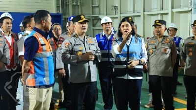 Polri Terus Kirimkan Pasukan serta Logistik ke Wilayah Terdampak Bencana di Sumatera, Sinergi Kemanusiaan bersama PT Pelni