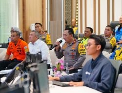 Kapolri Tinjau Pos Command Center, Pastikan Arus Mudik Berjalan Aman dan Nyaman