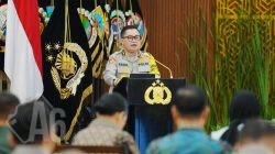 Berantas Kejahatan Transnasional, Polri Tangkap dan Serahkan 14 Buron Interpol Red Notice