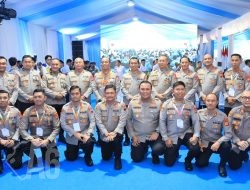 Presiden Prabowo Anugerahkan Tanda Kehormatan kepada Polri atas Dukungan Ketahanan Pangan Nasional