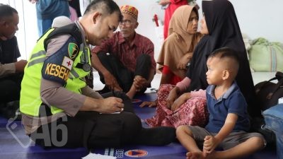 Sentuhan Kemanusiaan Polri, Layanan Kesehatan Pusdokkes Jangkau Warga Hingga Pelosok Aceh Terdampak Bencana