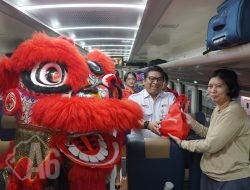 Semarak Barongsai, KAI Daop 8 Surabaya Tebar Kebahagiaan Imlek 2026